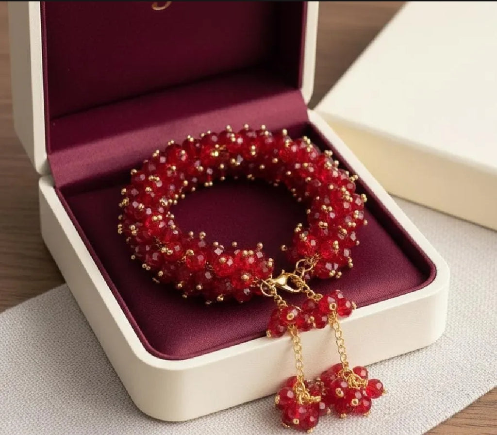 Trending Gajra Bracelet with Gift Packaging — Floral Gift for Her